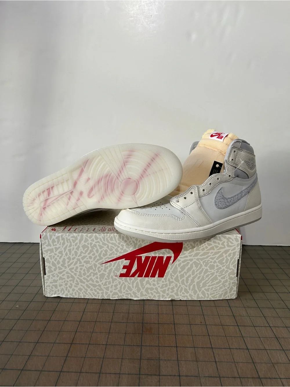 Air Jordan 1 High Retro OG ‘Sail Elephant Print’